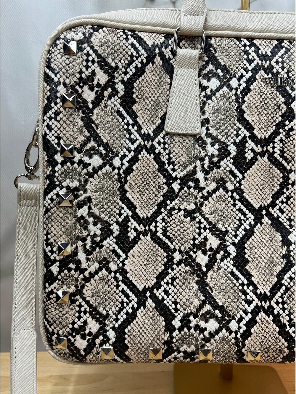 Snake print, NEW White house Black Market computer bag - Picture 4 of 9